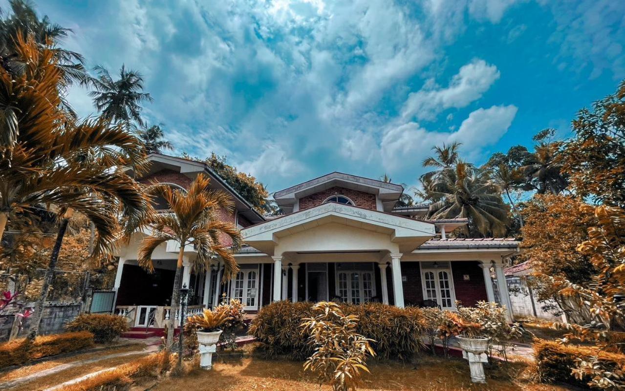 Rohans Place Nattandiya Exterior foto